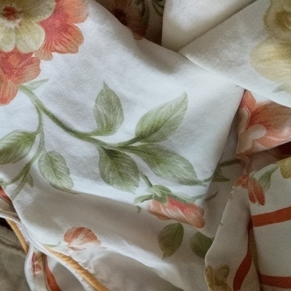 Queen size dove cover and flat sheet and two pillow cases whole set 100 cotton - Picture 3 of 3